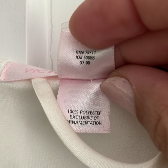 Victoria’s Secret Satin Bridal Robe - Picture 11 of 11